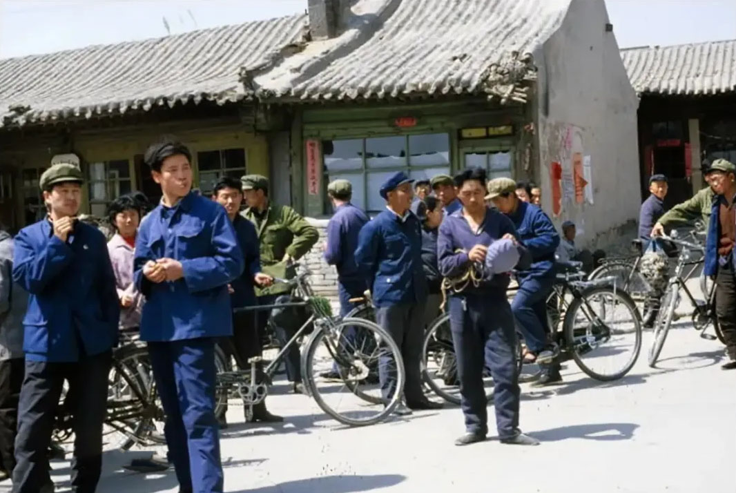 为什么现在的人类不怎么戴帽子了？